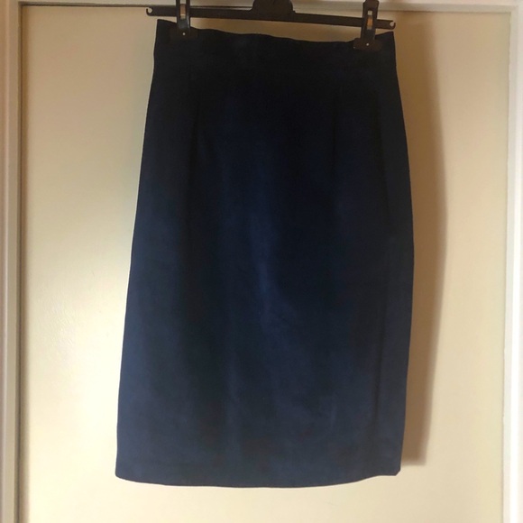 Danier Suede Leather Pencil Skirt, BLUE, Size M/10, Back Vent, Gun Metal Snaps - Picture 1 of 11
